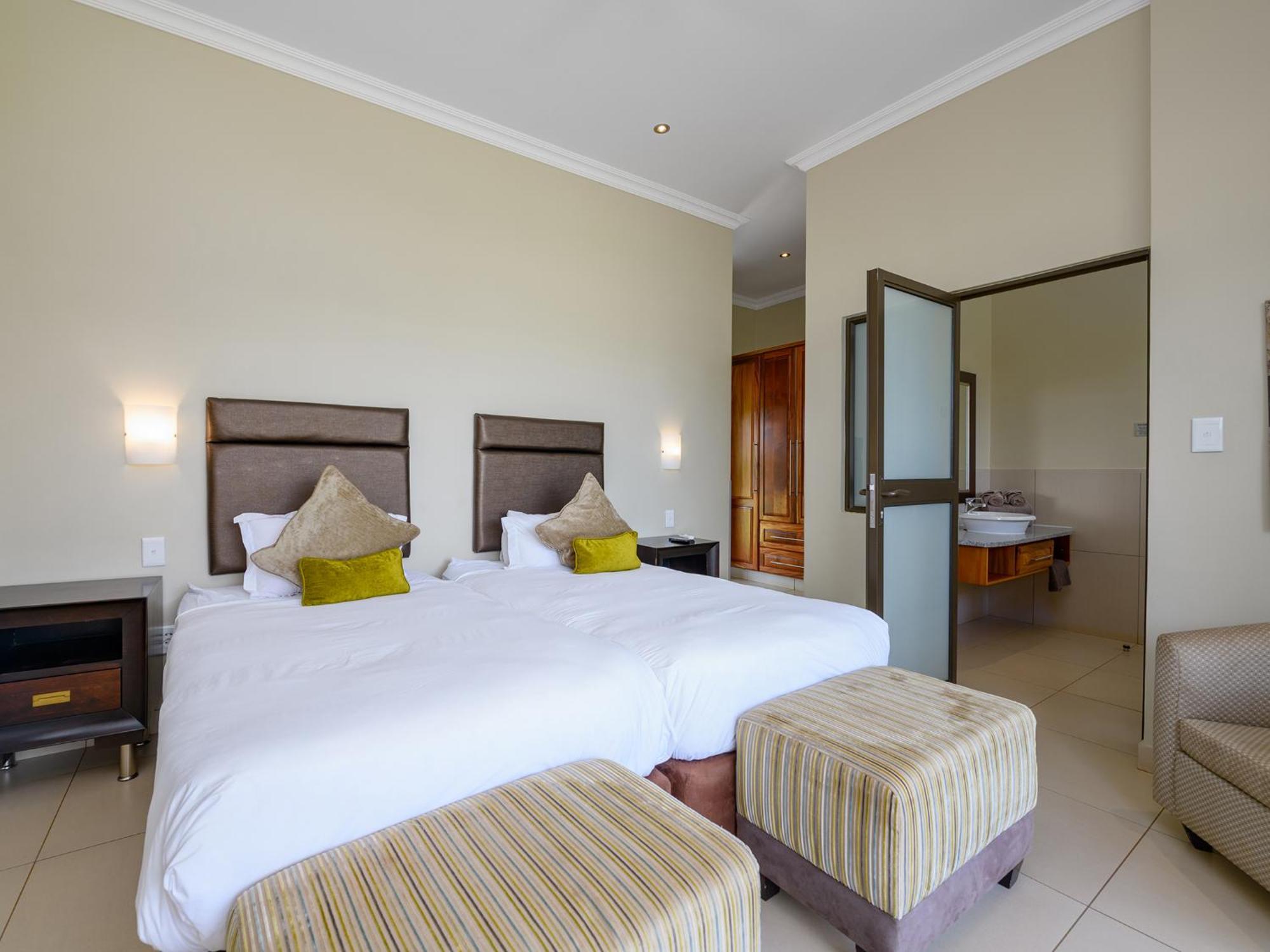 Monomotapa Village @ Legend Golf&Safari Resort Golders Green Exteriör bild